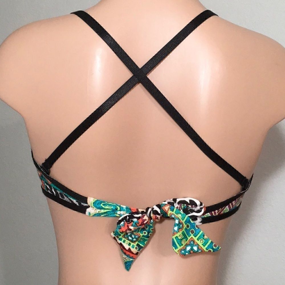New. Kenneth Cole bikini top. - Picture 3 of 3